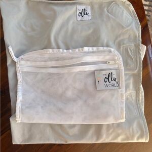 The Ollie Swaddle-Light Grey